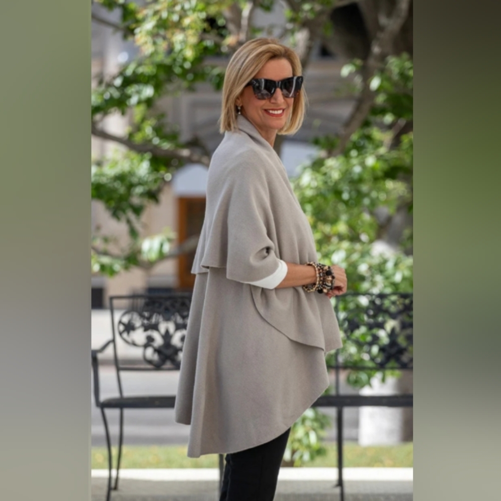 NWT Jackey Society Putty Cape Vest